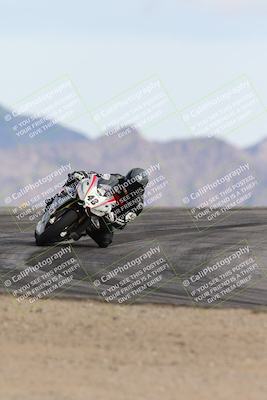 media/Nov-16-2025-Race Pace (Sun) [[8c5fa54630]]/Verified Riders/8-Turn 12 (120pm)/